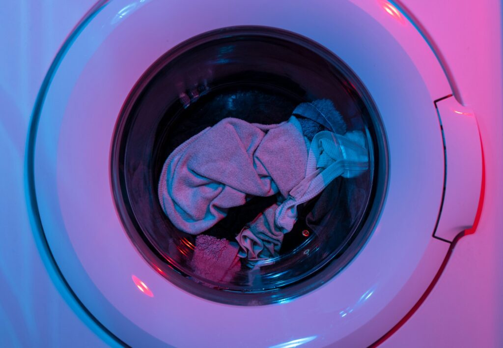 Effortless Cleaning: Innovative Technologies Shaping Modern Laundry Equipment